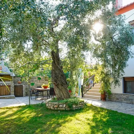 Il Giardino Feriehus Skála Kallirákhis